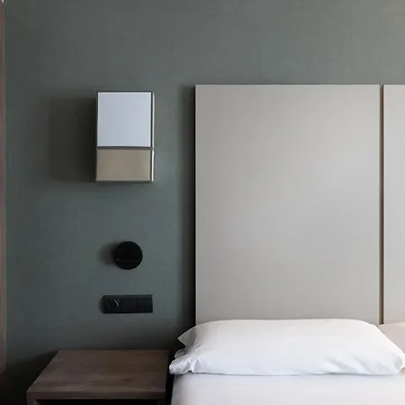 Catalonia Albeniz ברצלונה