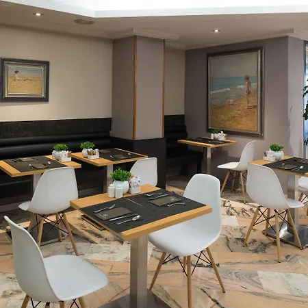 Catalonia Albeniz מלון ברצלונה