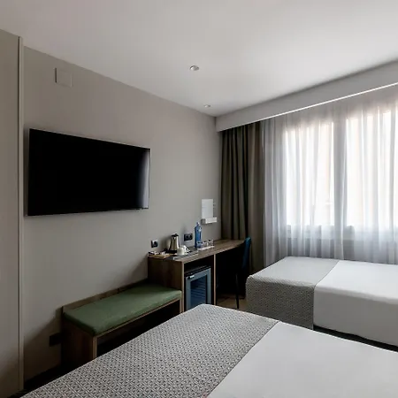 Catalonia Albeniz ברצלונה