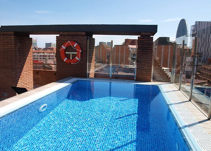 Ξενοδοχείο Catalonia Albeniz 3*