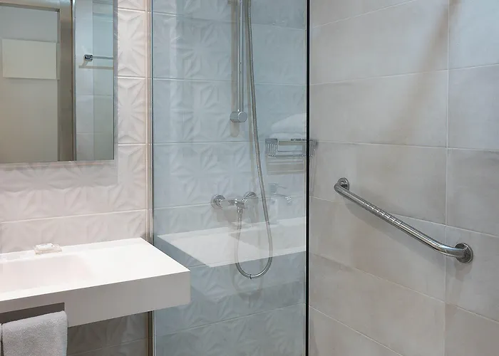 Ξενοδοχείο Catalonia Albeniz