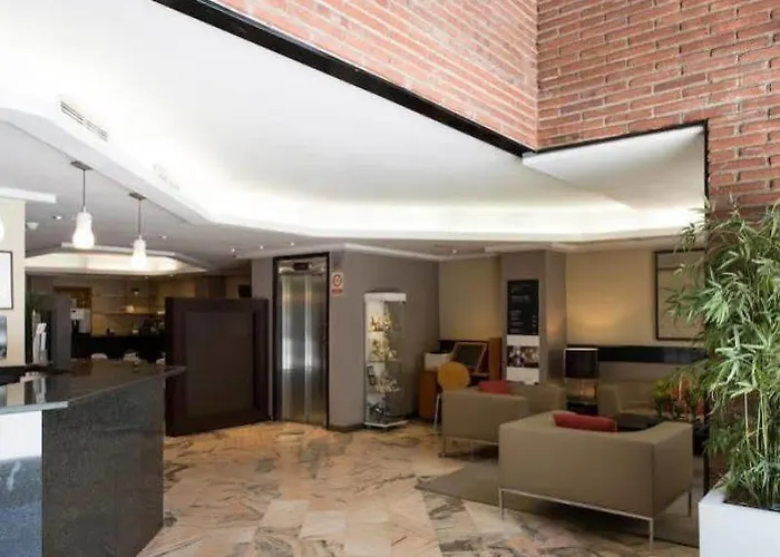 Ξενοδοχείο Catalonia Albeniz