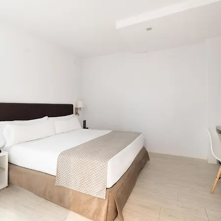 Hotel Catalonia Albeniz